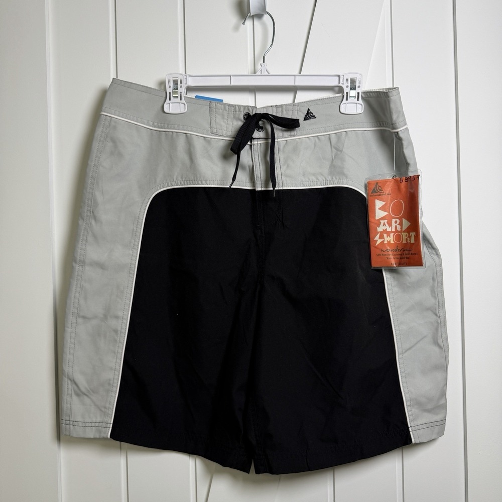 Wonderwall Board Shorts Men's Size 34 NWT Grey And Black Activewear Swim Sporty